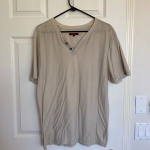 7 For All Mankind men’s tee in great condition!